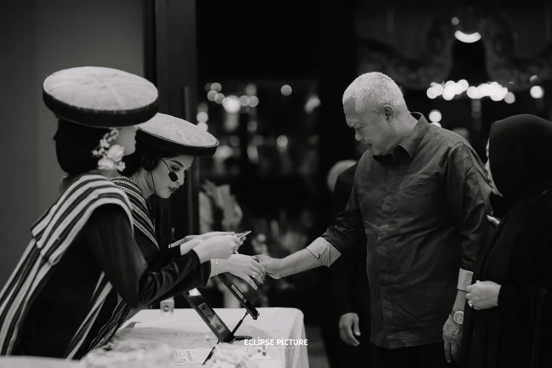 Tampilan sistem undangan digital di berbagai perangkat